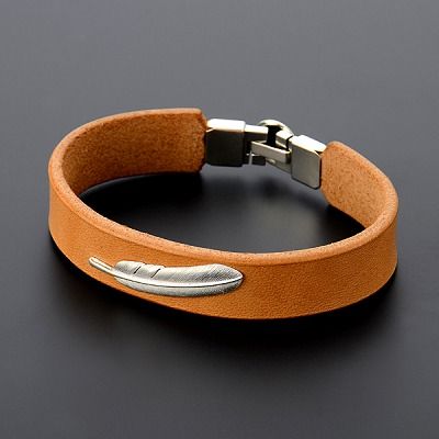 レザーブレスレット
