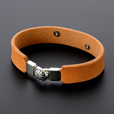 レザーブレスレット