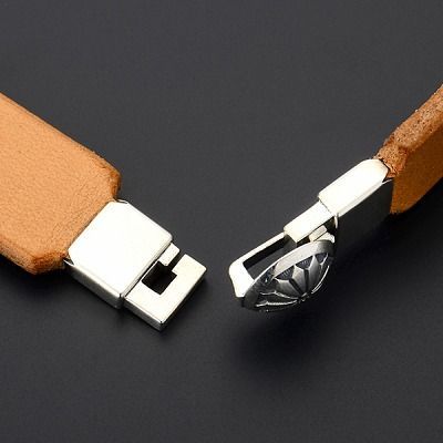 レザーブレスレット