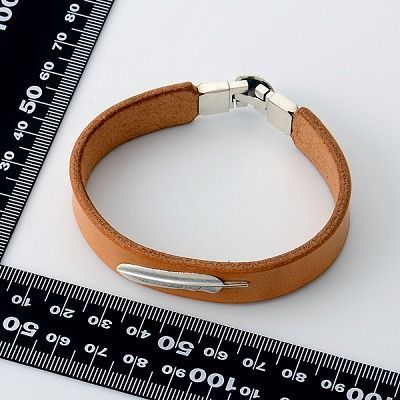 レザーブレスレット