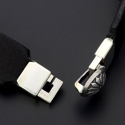 レザーブレスレット