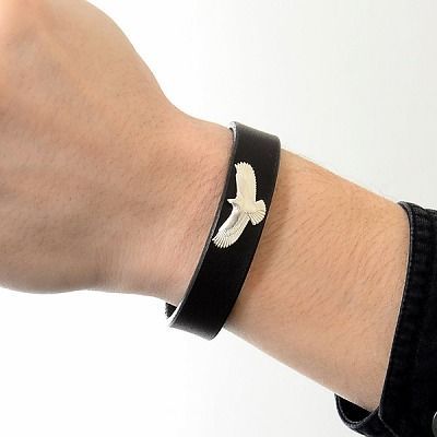 レザーブレスレット