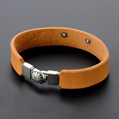 レザーブレスレット