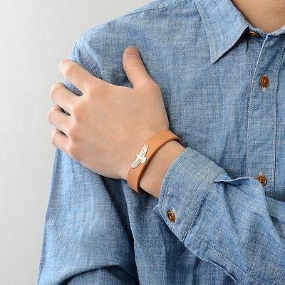 レザーブレスレット