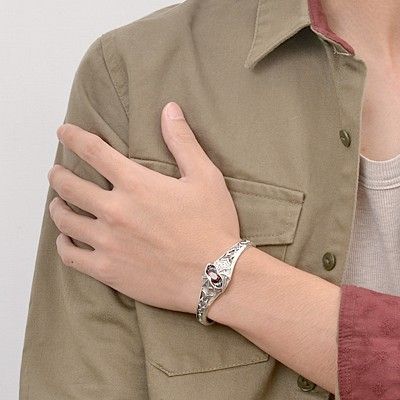 シルバーバングル