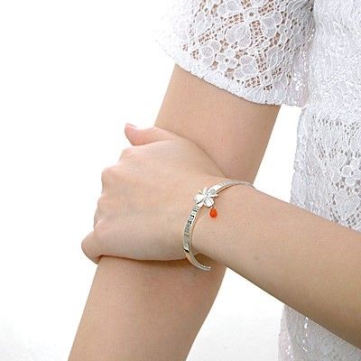 シルバーバングル