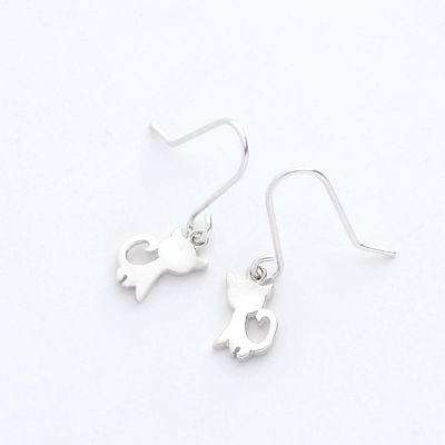 シルバーピアス