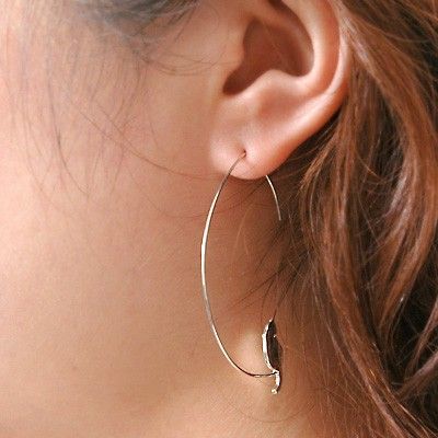 シルバーフープピアス