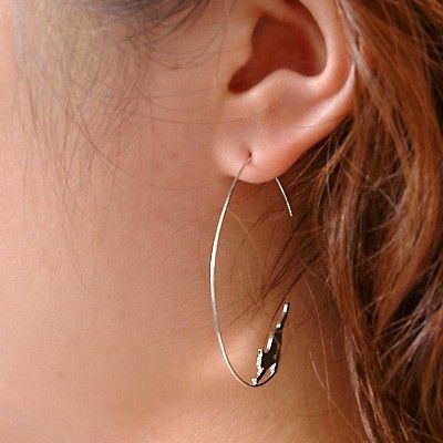 シルバーフープピアス