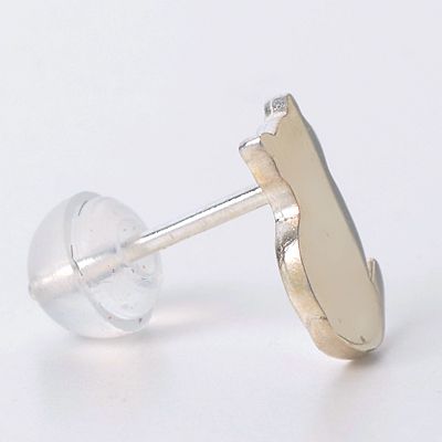 シルバースタッドピアス