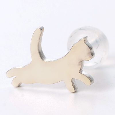 シルバースタッドピアス