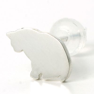 シルバースタッドピアス