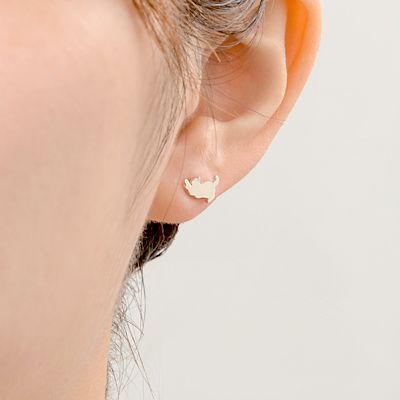 シルバースタッドピアス