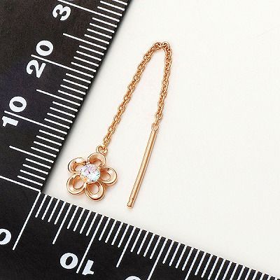 シルバースタッドピアス