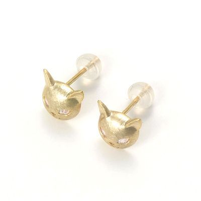 シルバースタッドピアス