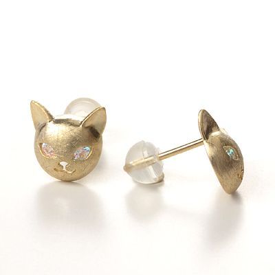 シルバースタッドピアス