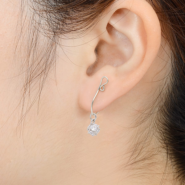 シルバーフィルドイヤリング