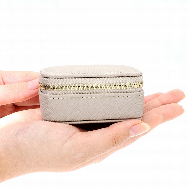 ゴールドネックレス&ジュエリーポーチ セット