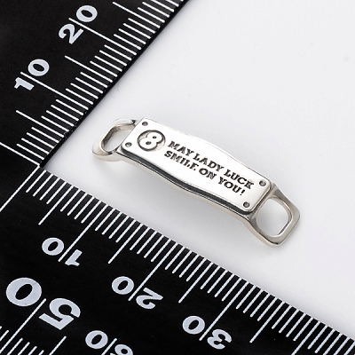 シューレースチャーム