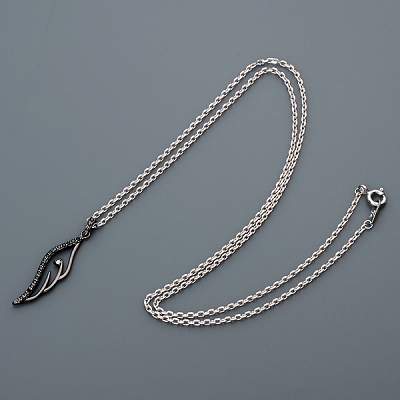 シルバーネックレス