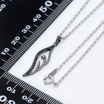 シルバーネックレス