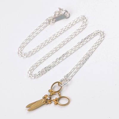 チェーンネックレス