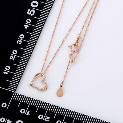 ピンクゴールドネックレス