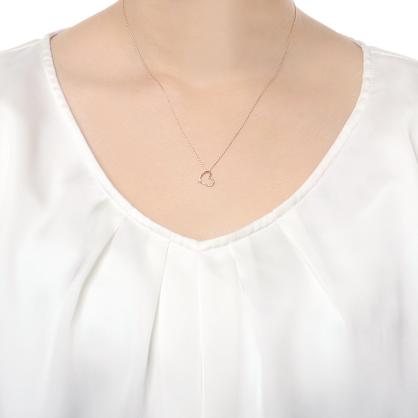 ピンクゴールドネックレス