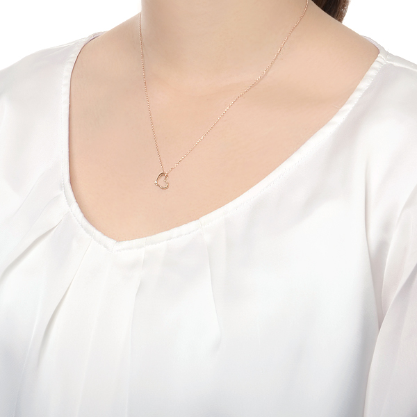 ピンクゴールドネックレス