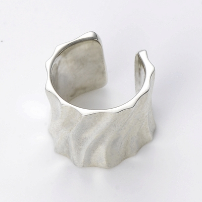 シルバーイヤーカフ