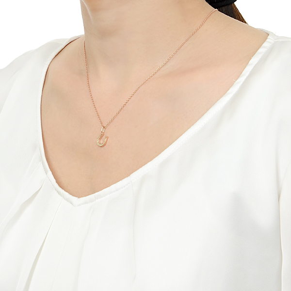 ピンクゴールドネックレス