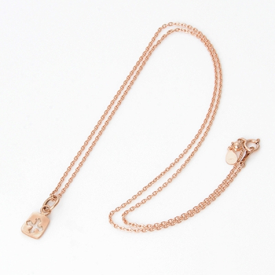 ピンクゴールドネックレス