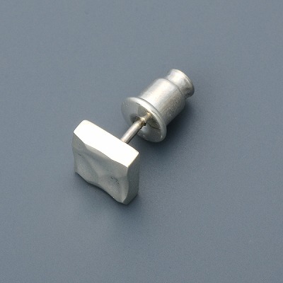 シルバーピアス(片耳用)