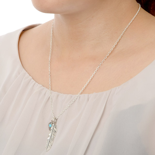 シルバーネックレス