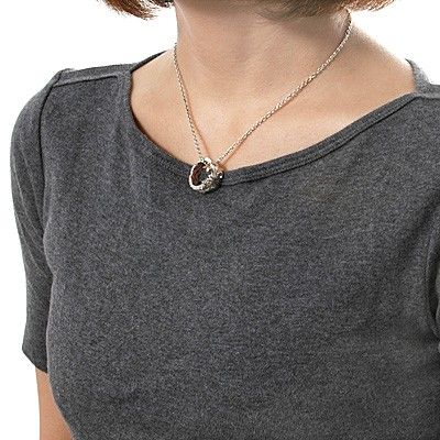 シルバーネックレス