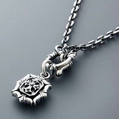 シルバーネックレス