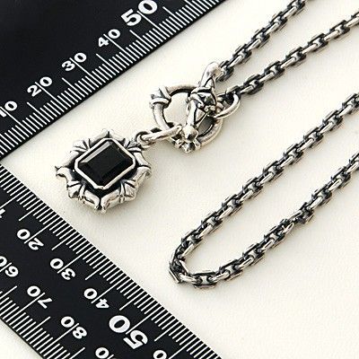 シルバーネックレス