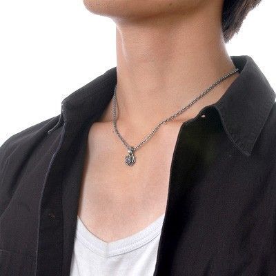 シルバーネックレス