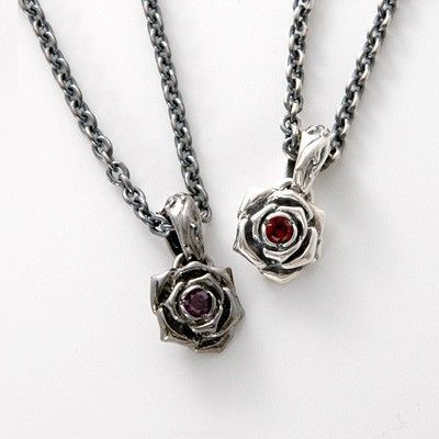 シルバーペアネックレス