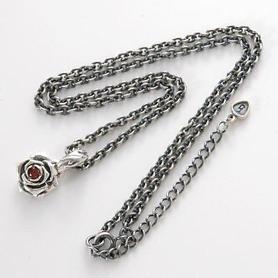 シルバーネックレス