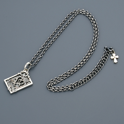 シルバーネックレス