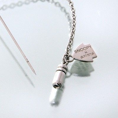 シルバーピンブローチ