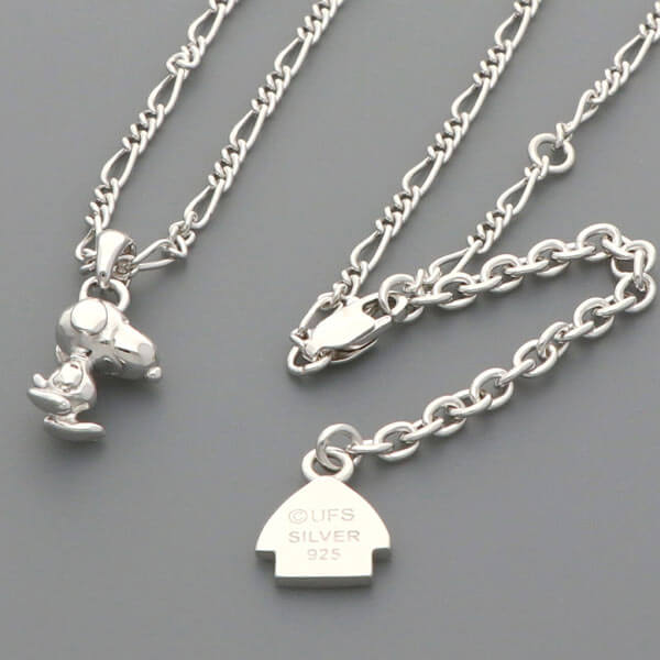 シルバーネックレス