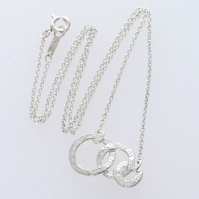 シルバーネックレス