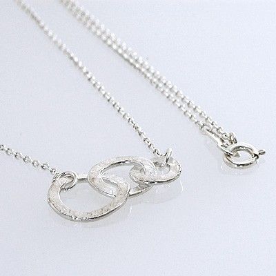 シルバーネックレス