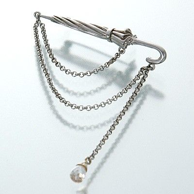 シルバーブローチ