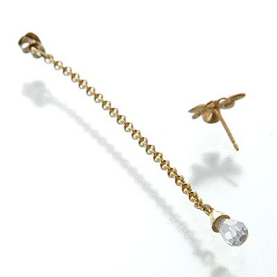 シルバースタッドピアス