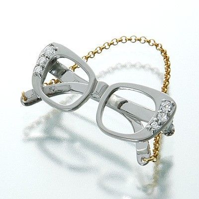 シルバーブローチ