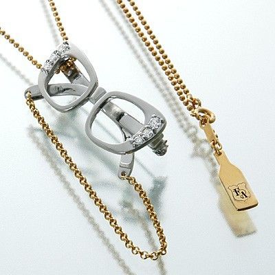 シルバーブローチ