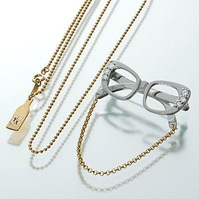 シルバーブローチ